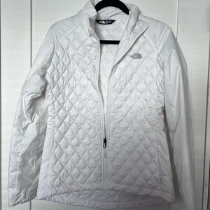 The North Face Women's White Puffer Jacket